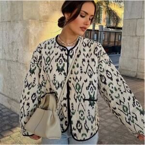 Zara Quilted Bomber Jacket Size Medium Cream Green Navy Multicolor Pattern EUC